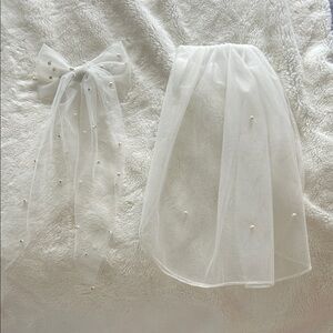 Pearl-Embellished Bridal Hair Accessories